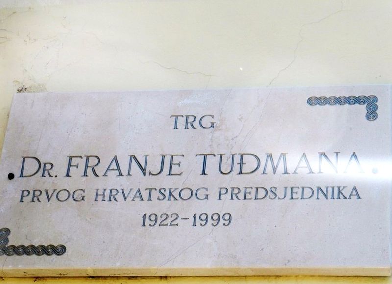 Datei:Franjo Tuđman Straße k.jpg